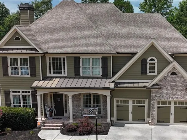 811 Oakridge Ter, Loganville, GA 30052