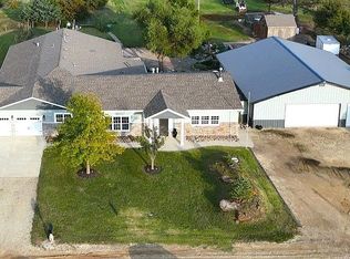 2407 S Woodward Rd, Salina, KS 67401