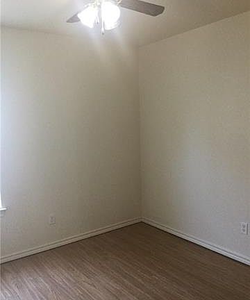 4th image of 8100 Marydean Ave