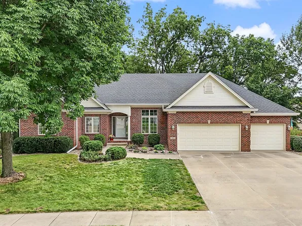 500 Whispering Pine Ave, Polk City, IA 50226