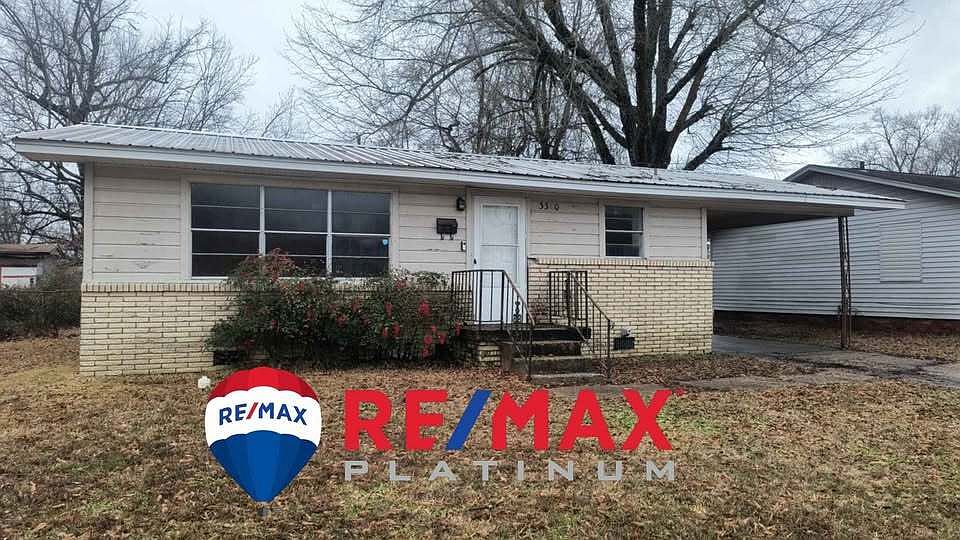1st image of 3300 Daffodil St