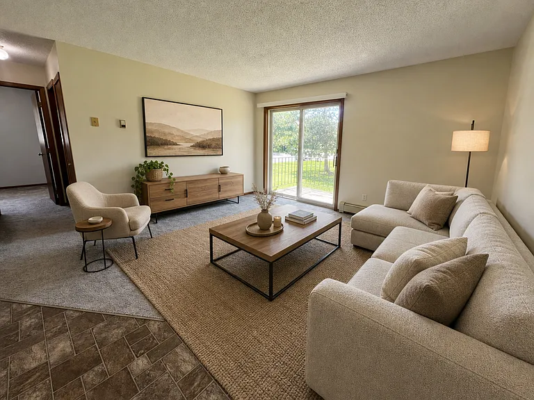 5825 Laverne Cir — Photo 12
