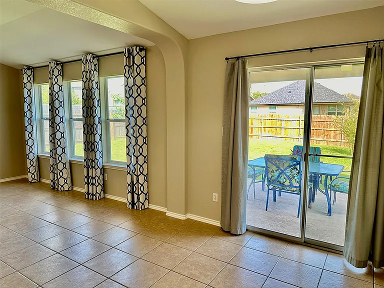 207 Dragon Ridge Rd — Photo 19