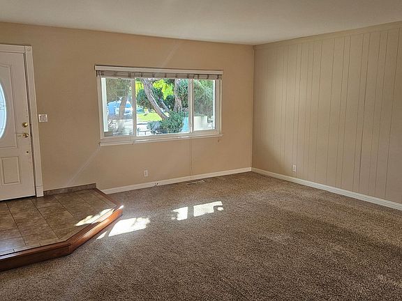 2nd image of 7065 York Ct