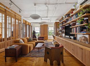 325 W 16th St APT 3W, Manhattan, NY 10011