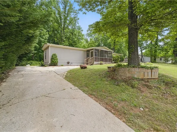 1447 High Sierra Dr, Lawrenceville, GA 30043