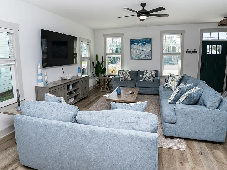 22524 Lakeview Dr — Photo 18
