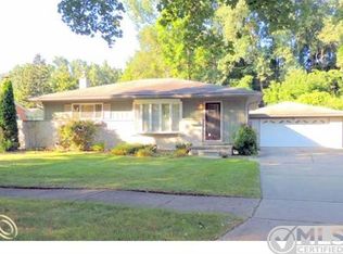 357 Winry Dr, Rochester Hills, MI 48307