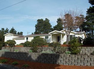 1 Eden Ln, Florence, OR 97439