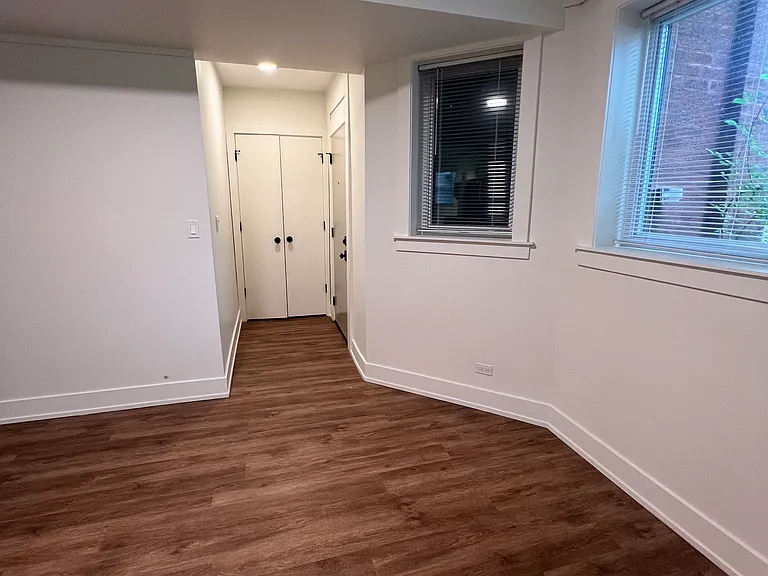 3436 N Springfield Ave #G — Photo 16