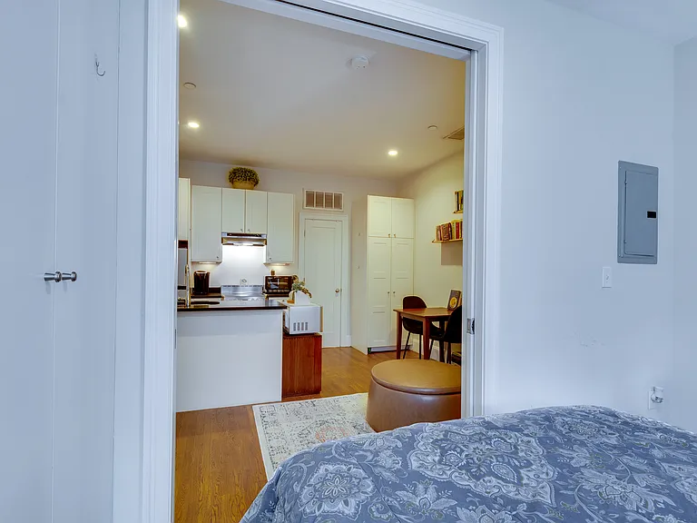 652 Massachusetts Ave #2 — Photo 8