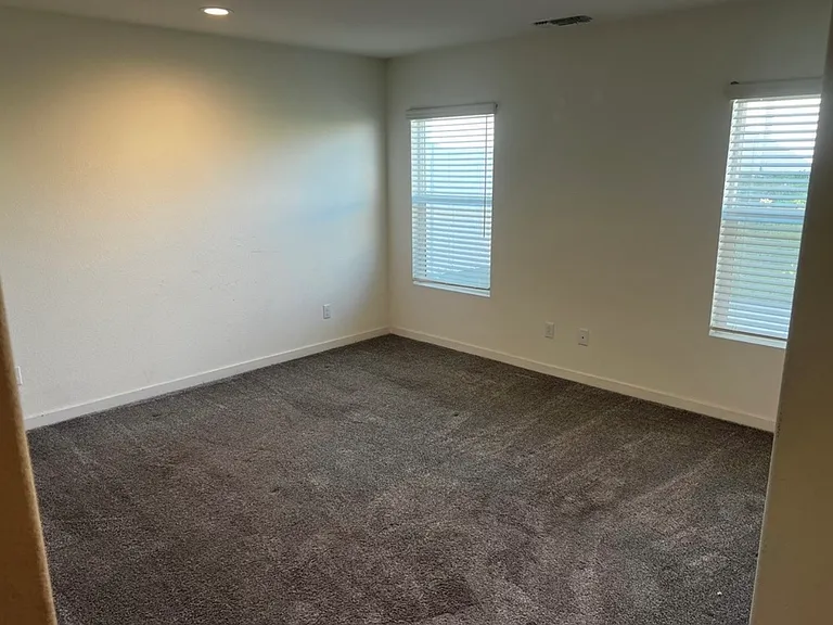 3151 Stargazer St — Photo 5