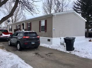 2558 Lawndale Rd, Grand Forks, ND 58201