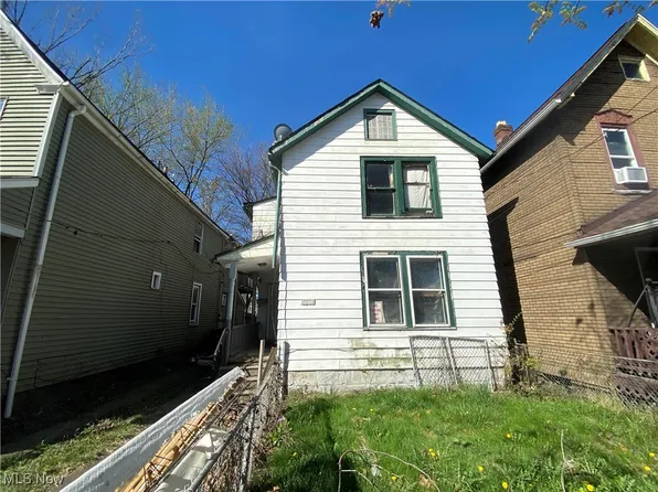 1600 E 49th St, Cleveland, OH 44103