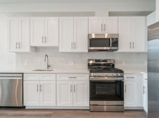 32 Jones St #202, Jersey City, NJ 07306