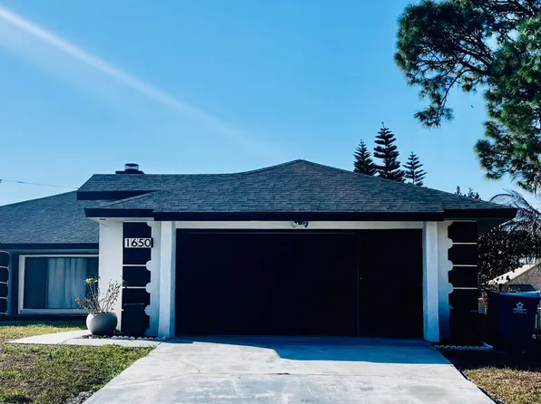 1650 Hays St NW, Palm Bay, FL 32907