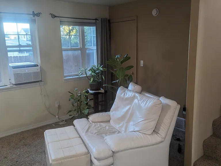 2221 S 10th St W — Photo 13