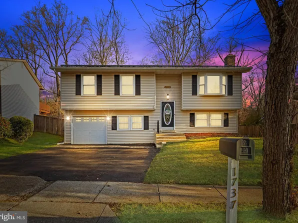 1737 Linkwood Ln, Crofton, MD 21114