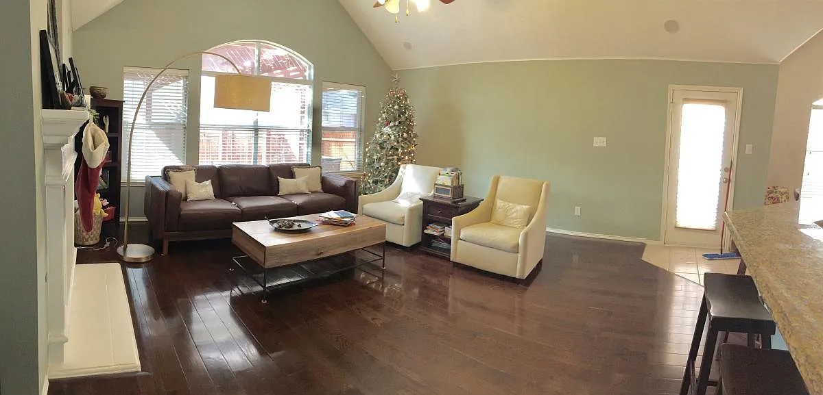 3 bed, 2049 sqft, $2,900 — Photo 3