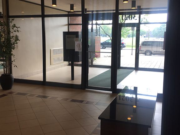 5th image of 3021 S Michigan Ave Unit 516