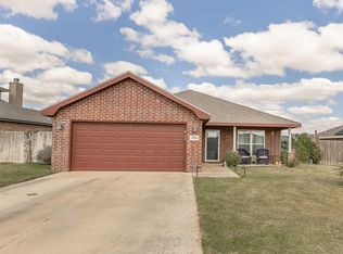 8804 10th Pl, Lubbock, TX 79416