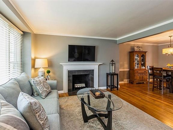 4th image of 7408 Canterbury St
