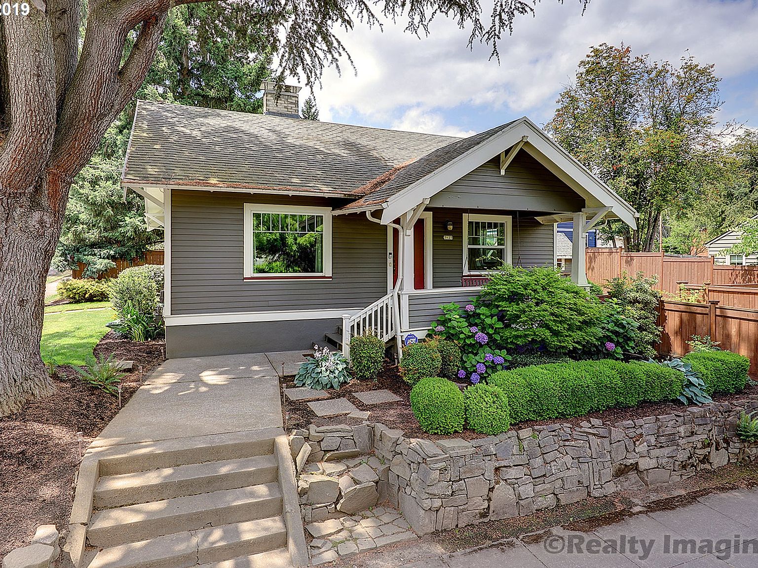 7927 SE 17th Ave, Portland, OR 97202 | Zillow