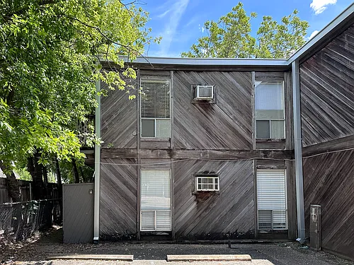 1011 W 23rd St #204 Photo 1