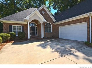 6225 Creola Rd, Charlotte, NC 28270