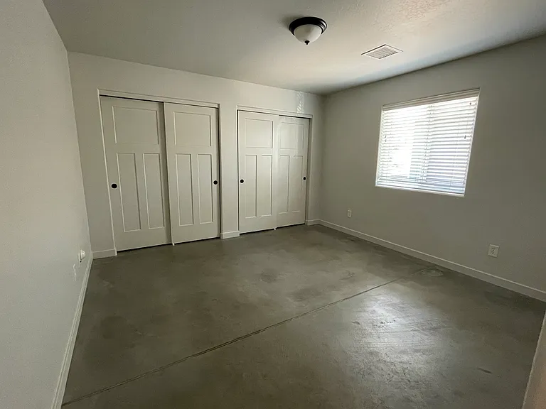 1048 Whipple St — Photo 11