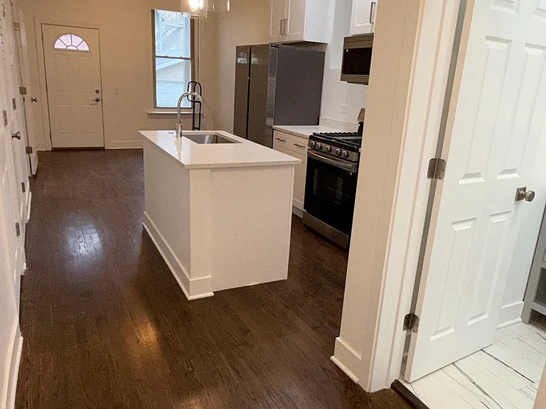 1114 N Wolcott Ave #1R — Photo 26