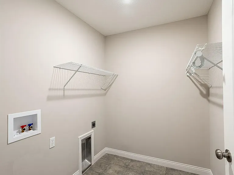 5502 Geyser Blvd — Photo 17
