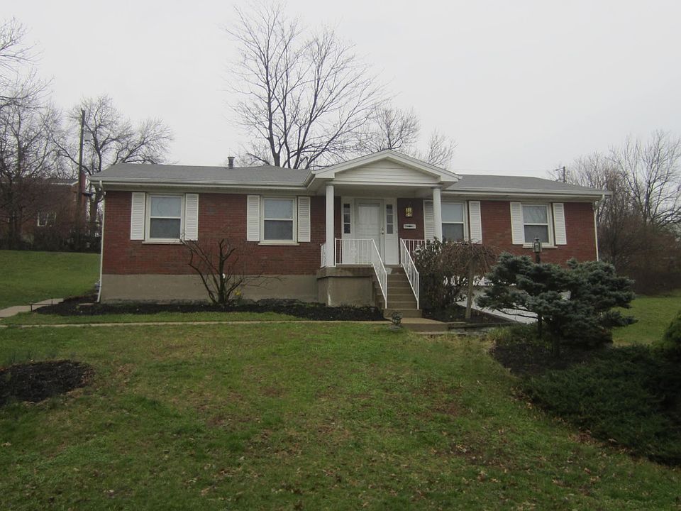 1st image of 252 S Ashbrook Cir