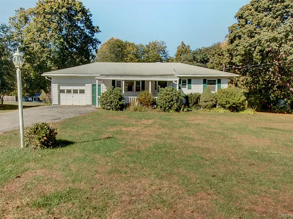 37 Friendly Way, Stormville, NY 12582