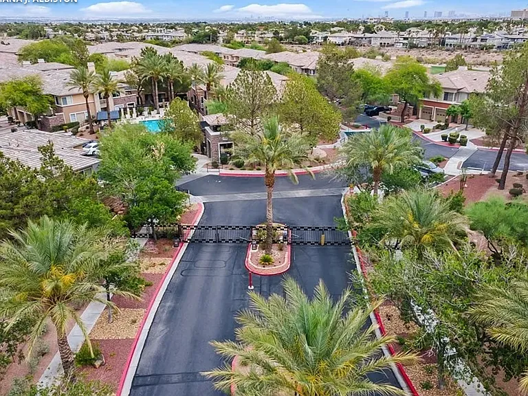 700 Peachy Canyon Cir #204 — Photo 10