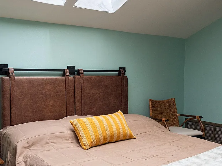1137 Saint Andrew St — Photo 36