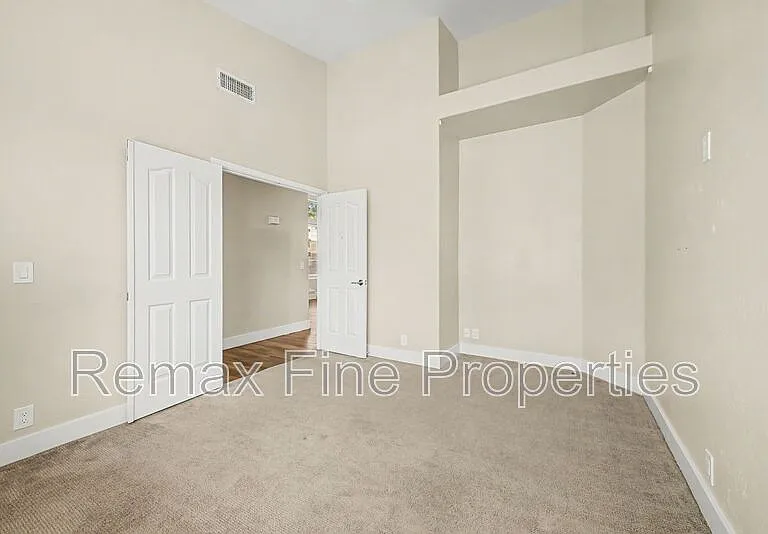 9118 E Topeka Dr — Photo 16