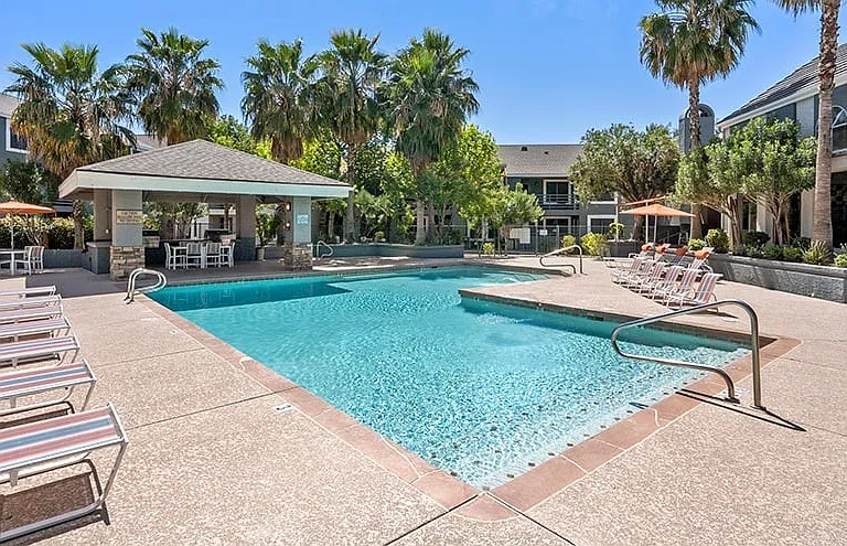 Madera Point Apartments — Photo 19