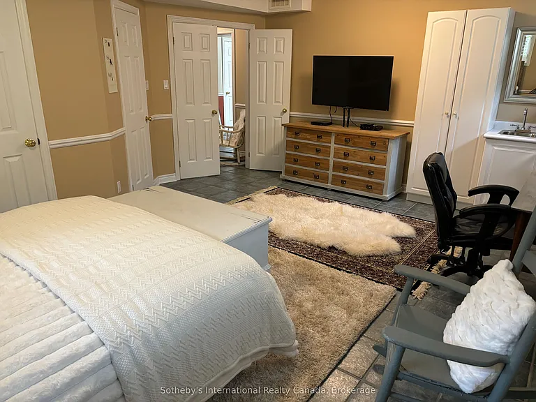 4 Nettleton Ct — Photo 25