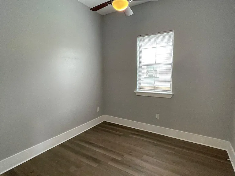 1821 Fern St #B — Photo 11