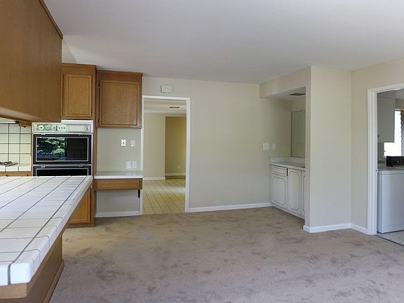 5th image of 5998 Burchell Ave