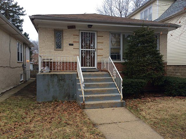 1st image of 5116 N Tripp Ave