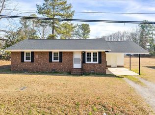 307 S Main St, Four Oaks, NC 27524