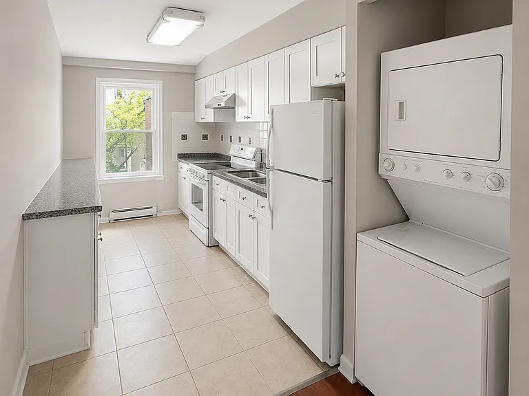 327 S 20th St #3 — Photo 1