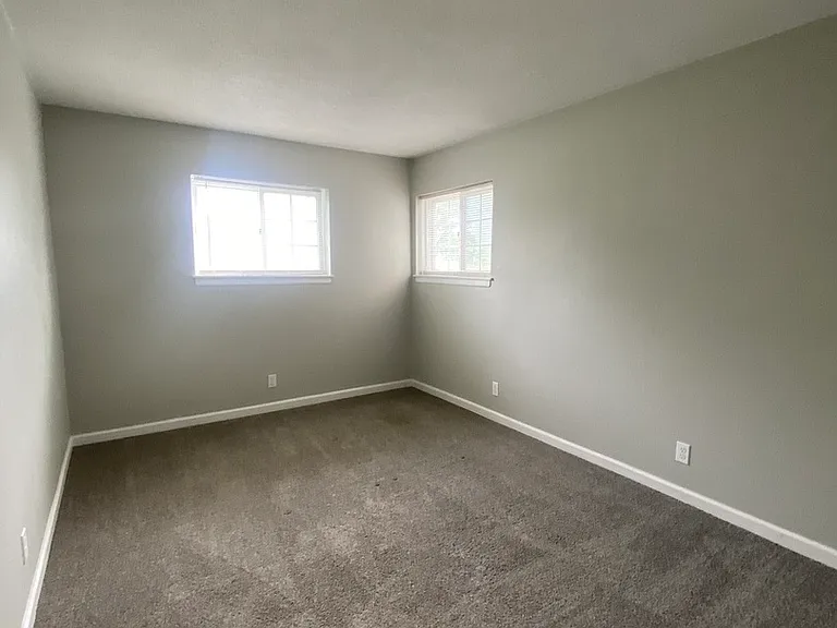 2751 W 72nd St #3 — Photo 2