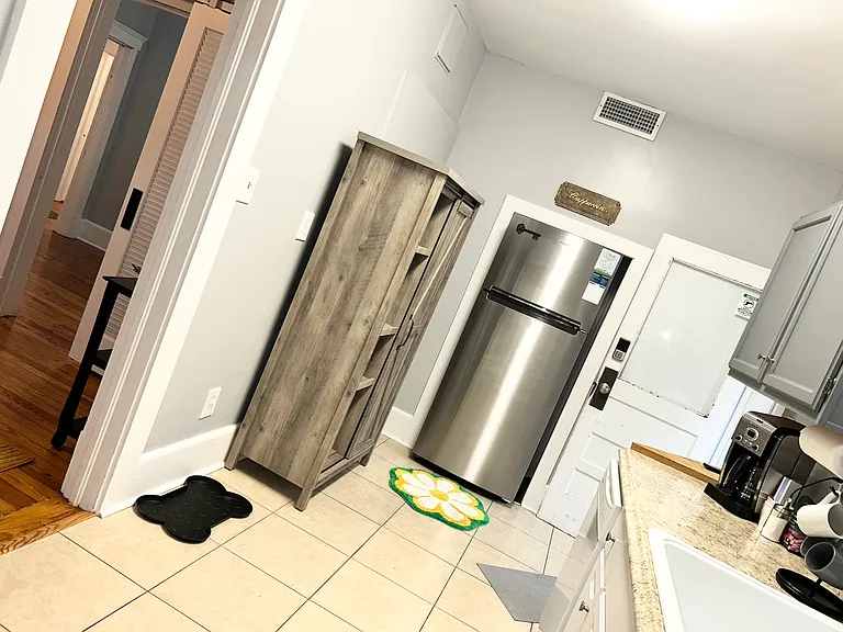 1039 Riviera St — Photo 21
