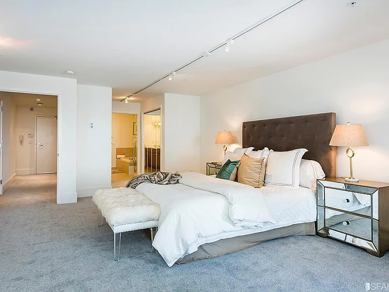 700 Illinois St #206 — Photo 10