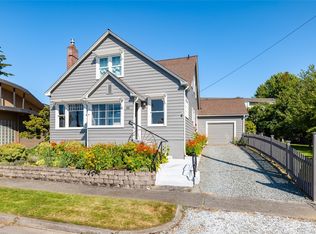 92 S 6th St, Mount Vernon, WA 98274