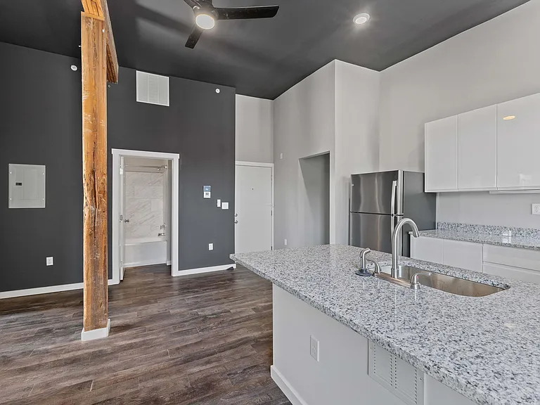 322 S Patterson Blvd — Photo 13