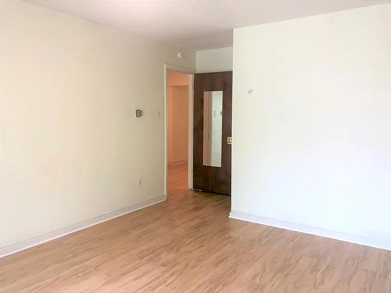 6350 Forward Ave #24 — Photo 36
